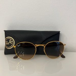 Ray-ban round metal gold sunglasses